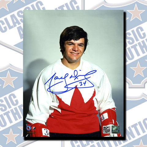 MARCEL DIONNE Summit Series 1972 autographed 8x10 photo (#3436)