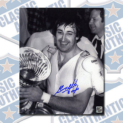 GUY LAPOINTE Montreal Canadiens autographed 8x10 photo w/6 Cups (#1136)
