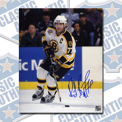 RAYMOND BOURQUE Boston Bruins autographed 8x10 photo (#1241)