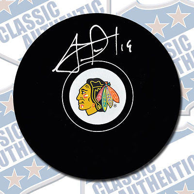 JONATHAN TOEWS Chicago Blackhawks autographed puck (#8005)