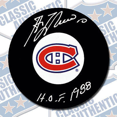GUY LAFLEUR Montreal Canadiens autographed puck w/HOF (#1887)