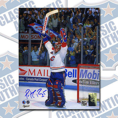PATRICK ROY Montreal Canadiens autographed 8x10 photo (#2335)
