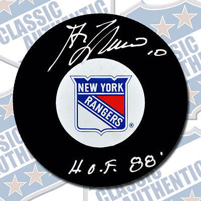 GUY LAFLEUR New York Rangers autographed puck w/HOF (#1889)