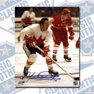 YVAN COURNOYER Team Canada Summit Series 1972 autographed 8x10 photo (#2642)