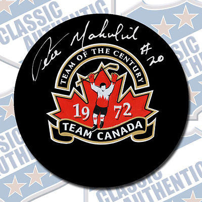 PETE MAHOVLICH Team Canada Summit Series 1972 autographed puck (#1980)