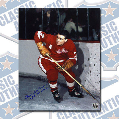 NORM ULLMAN Detroit Red Wings autographed 8x10 photo w/HOF (#1346)