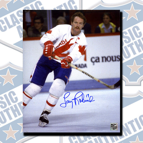 LARRY ROBINSON Canada Cup 1981 autographed 8x10 photo (#3306)