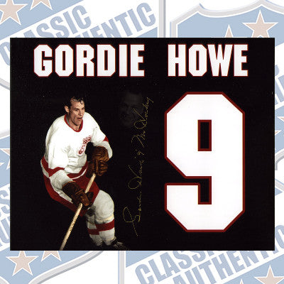 GORDIE HOWE Detroit Red Wings autographed 8x10 photo (#263)