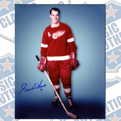 GORDIE HOWE Detroit Red Wings autographed 8x10 photo (#270)