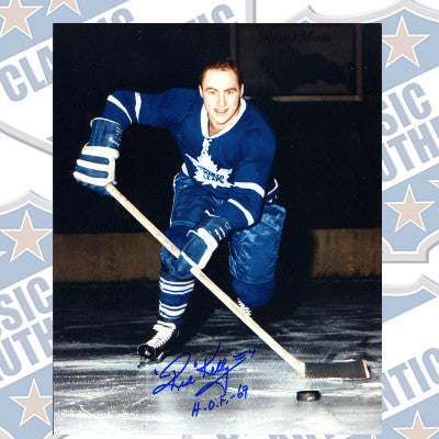 RED KELLY Toronto Maple Leafs autographed 8x10 photo (#426)