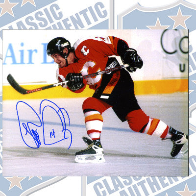 THEO FLEURY Calgary Flames autographed 8x10 photo (#5003)